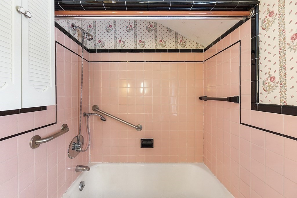 59 Chickering Road Dedham, MA 02026 - Photo 14 of 20 Gallery Image 14
