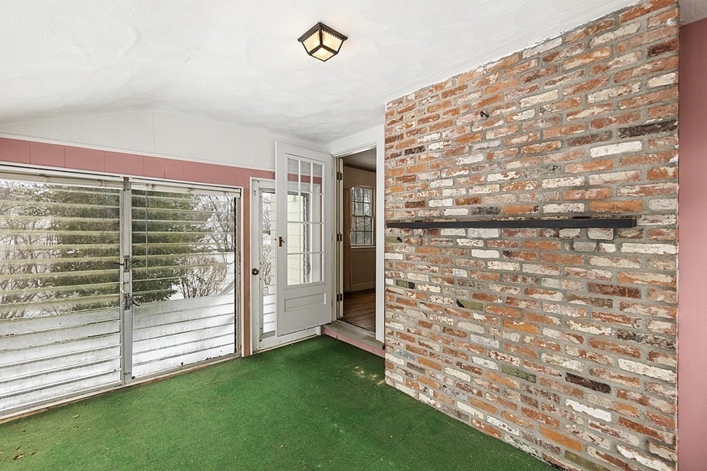 59 Chickering Road Dedham, MA 02026 - Photo 19 of 20 Gallery Image 19