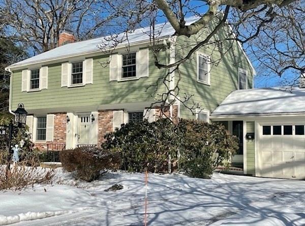 59 Chickering Road Dedham, MA 02026 - Photo 2 of 20 Gallery Image 2