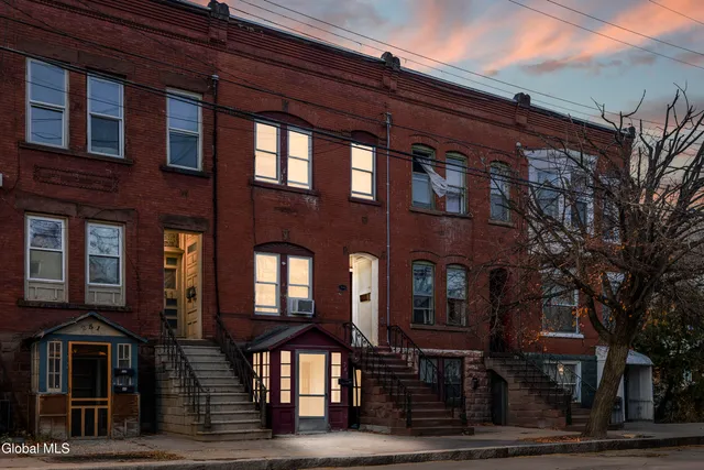 $215,000 | 249 Quail Street, Albany, NY 12203
