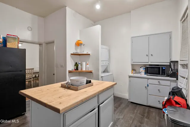 $215,000 | 249 Quail Street, Albany, NY 12203