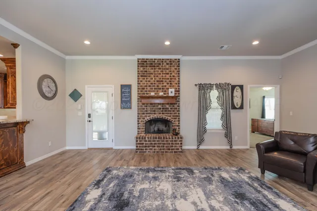 a view of livingroom with furniture and window