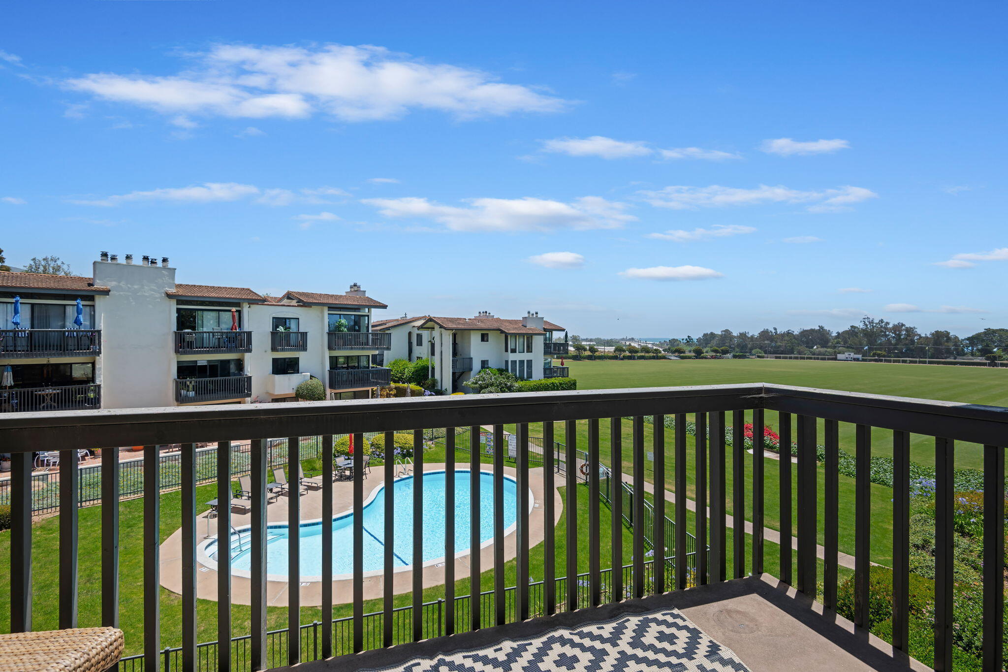 3375 Foothill Road, Unit 833 Carpinteria, CA 93013 - Photo 15 of 23 13 - Balcony