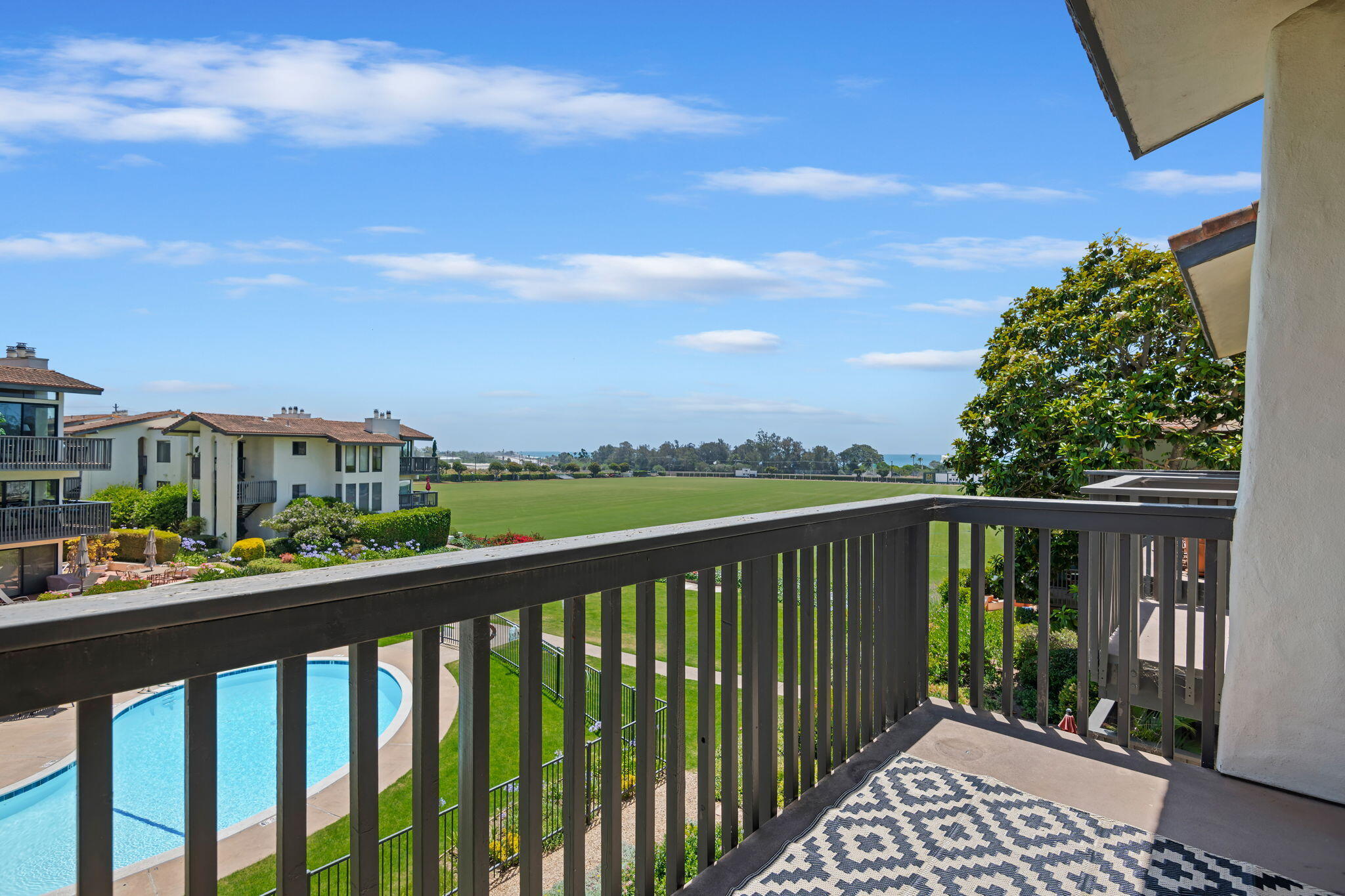 3375 Foothill Road, Unit 833 Carpinteria, CA 93013 - Photo 16 of 23 14 - Balcony