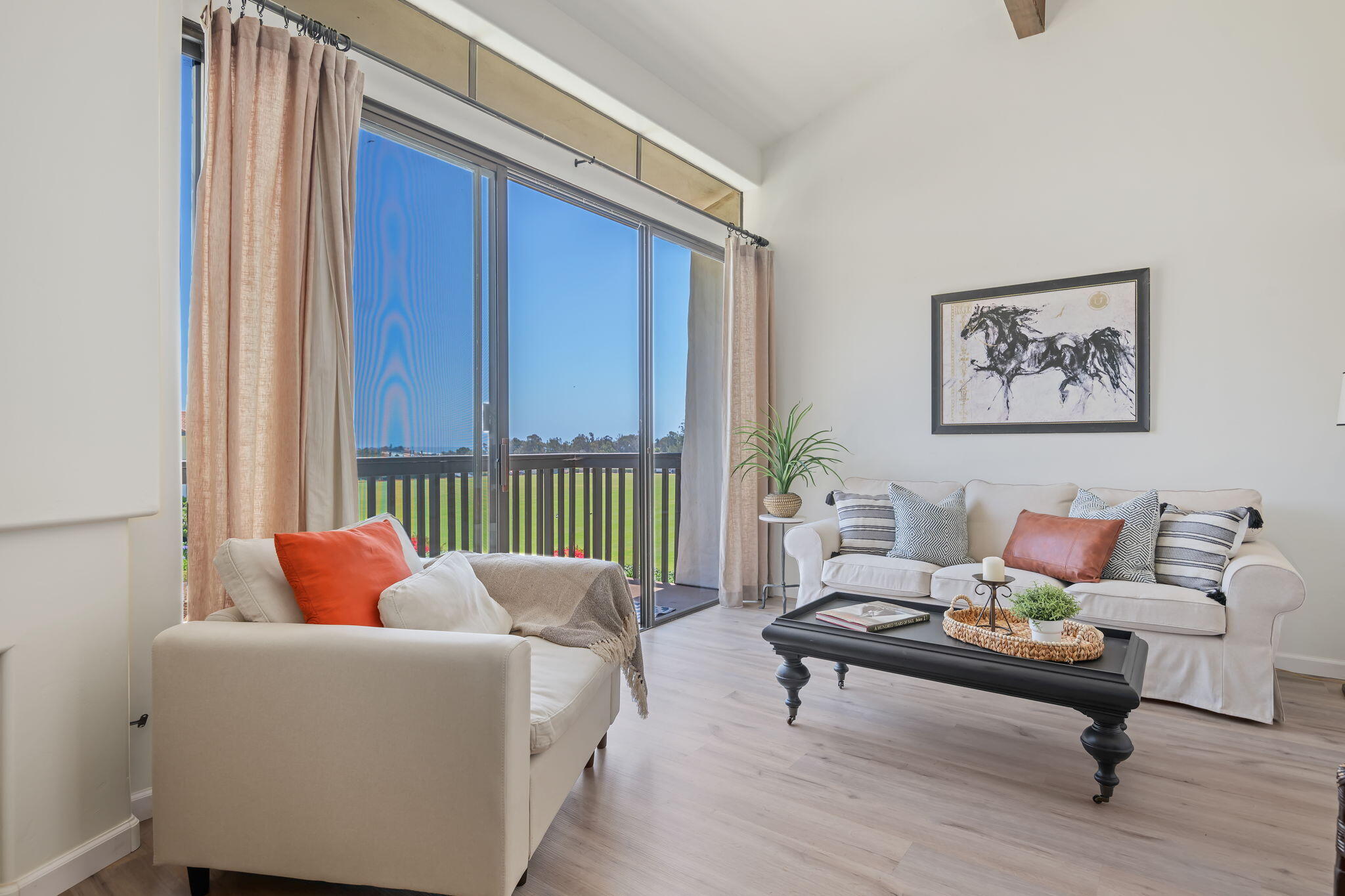 3375 Foothill Road, Unit 833 Carpinteria, CA 93013 - Photo 3 of 23 05 - Living Room