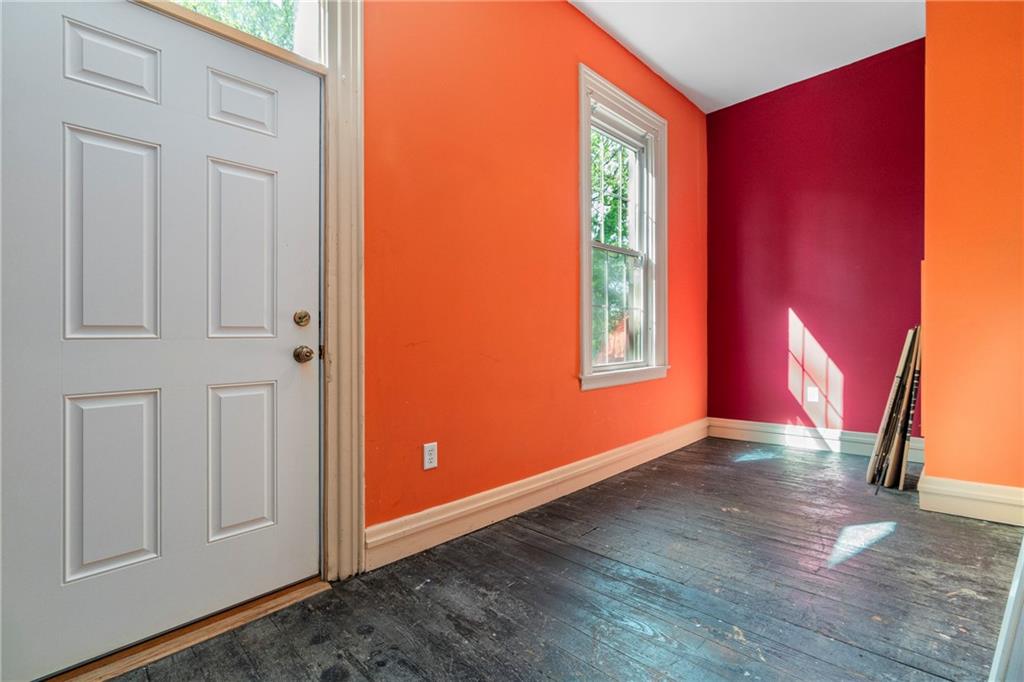 2738 Mt Royal Road Pittsburgh, PA 15217 - Photo 21 of 30