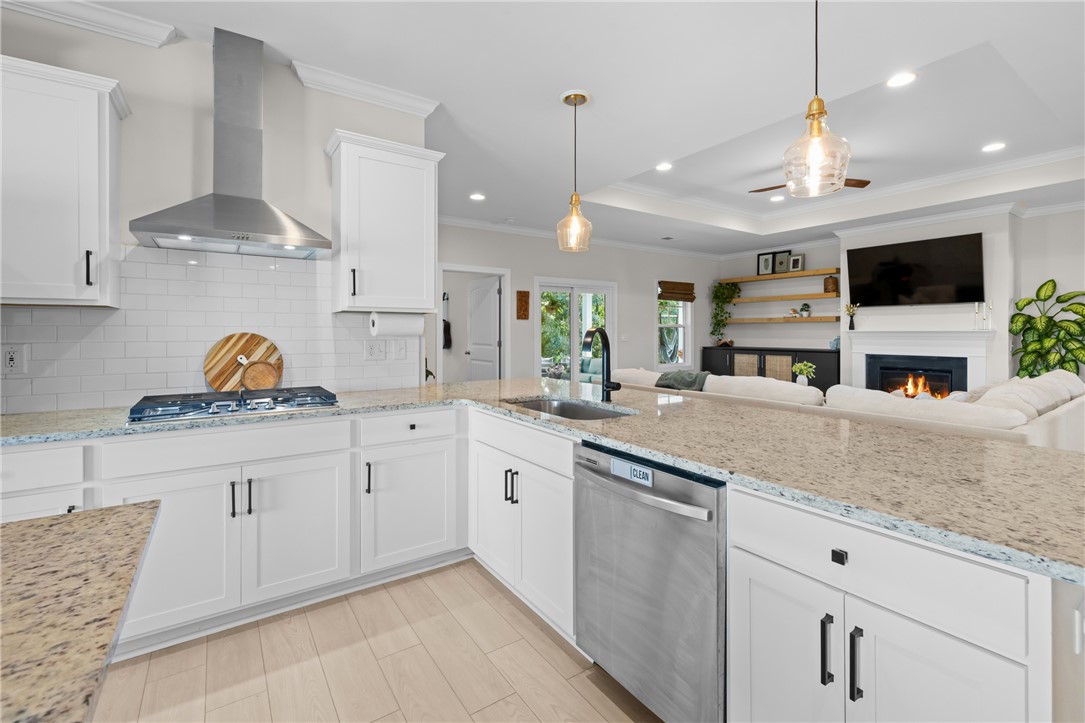 4009 Turnberry Loop Seneca, SC 29678 - Photo 14 of 47 Gallery Image 14