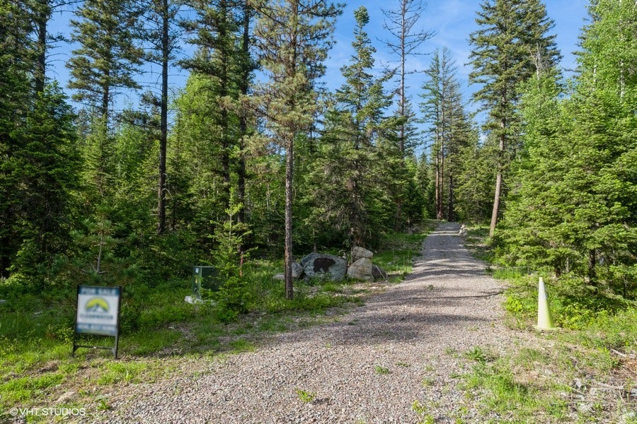 19132 High Rd Lane Bigfork, MT 59911 - Photo 17 of 22 entry with current signage