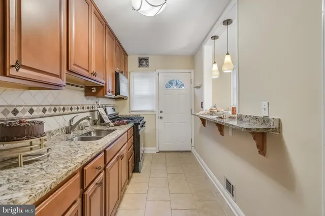 $242,995 | 2210 Cloville Avenue, Baltimore, MD 21214