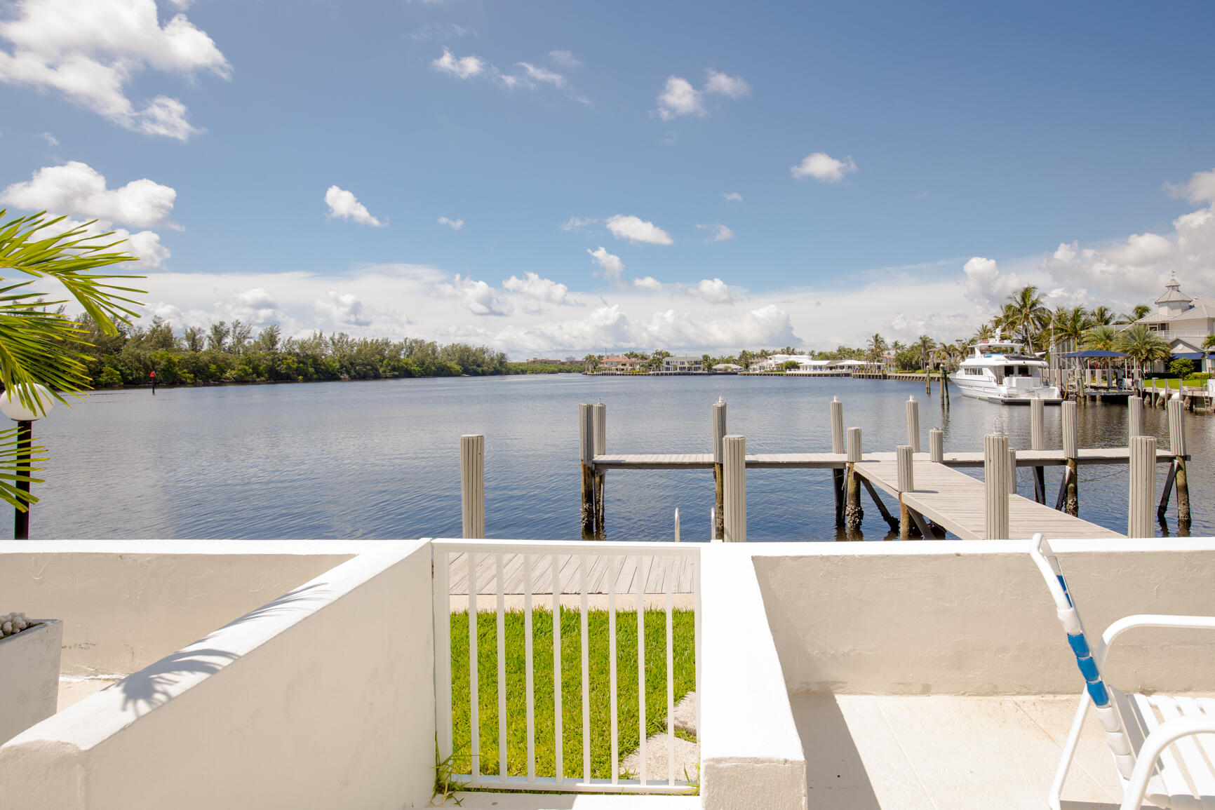 850 Northeast Spanish River Boulevard, Unit 45 Boca Raton, FL 33431 - Photo 21 of 23 RobinEricHomeS-21