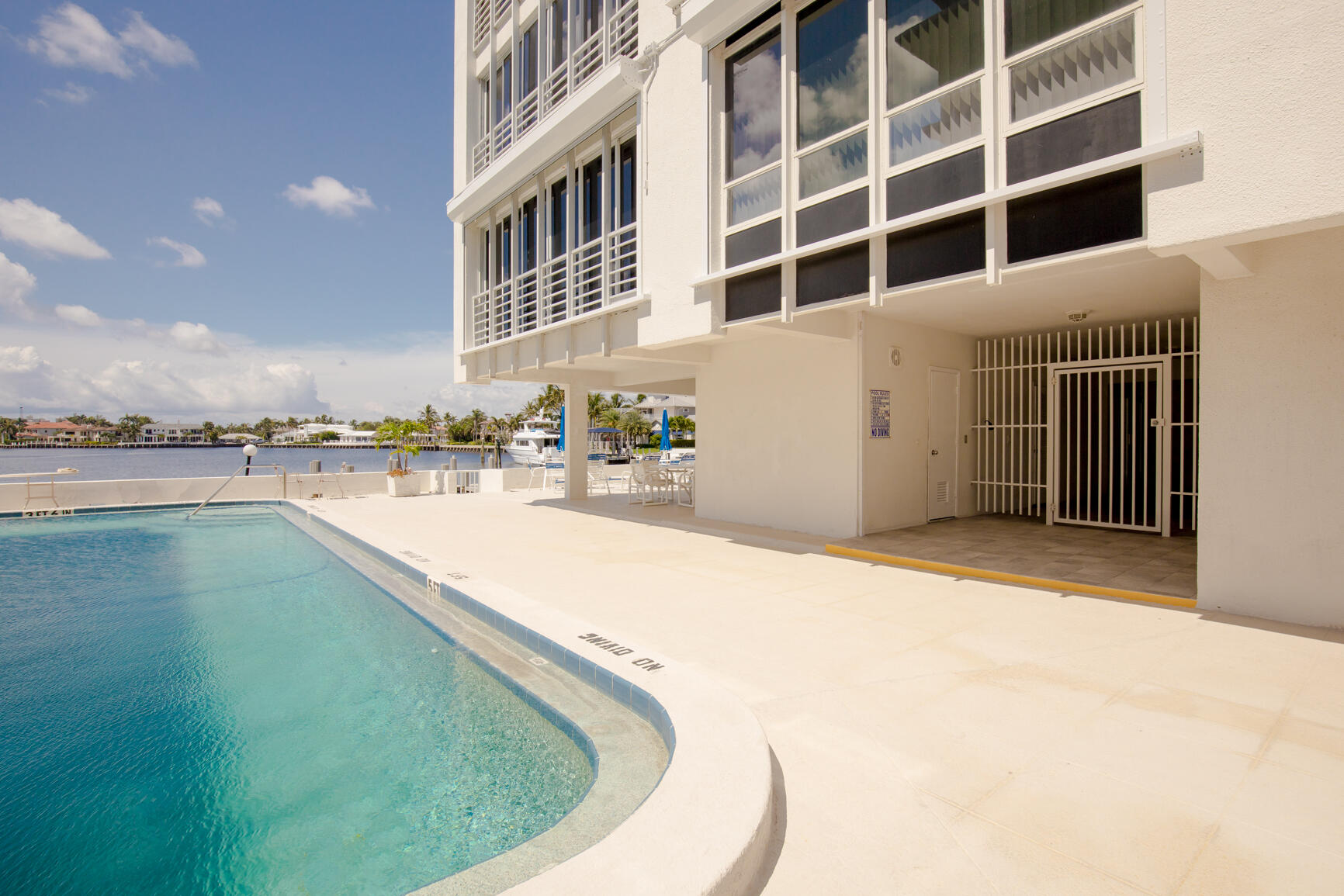 850 Northeast Spanish River Boulevard, Unit 45 Boca Raton, FL 33431 - Photo 22 of 23 RobinEricHomeS-19
