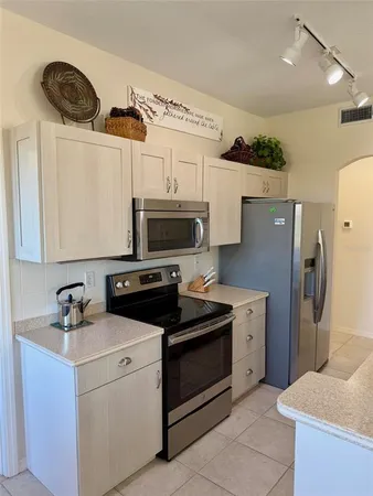 $2,200 | 1801 Auburn Lakes Circle, Unit 1, Venice, FL 34292