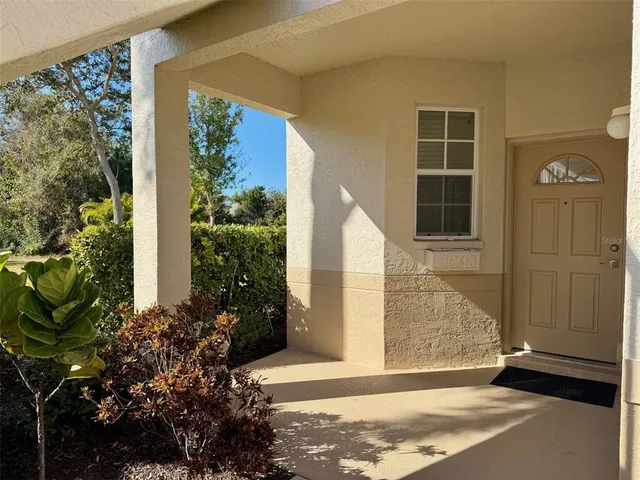 $2,400 | 1801 Auburn Lakes Circle, Unit 1, Venice, FL 34292