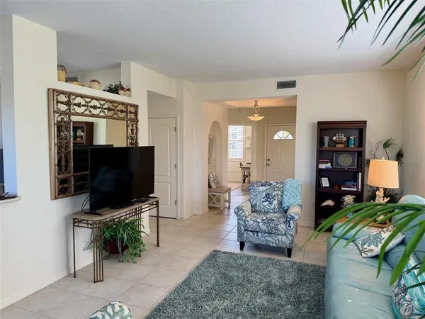 $2,200 | 1801 Auburn Lakes Circle, Unit 1, Venice, FL 34292