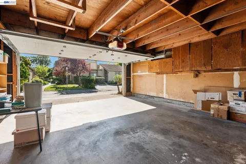 $720,000 | 1159 Admiralty Lane, Alameda, CA 94502