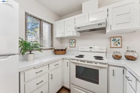 $720,000 | 1159 Admiralty Lane, Alameda, CA 94502
