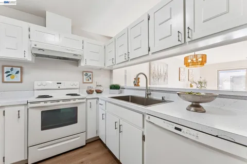 $720,000 | 1159 Admiralty Lane, Alameda, CA 94502