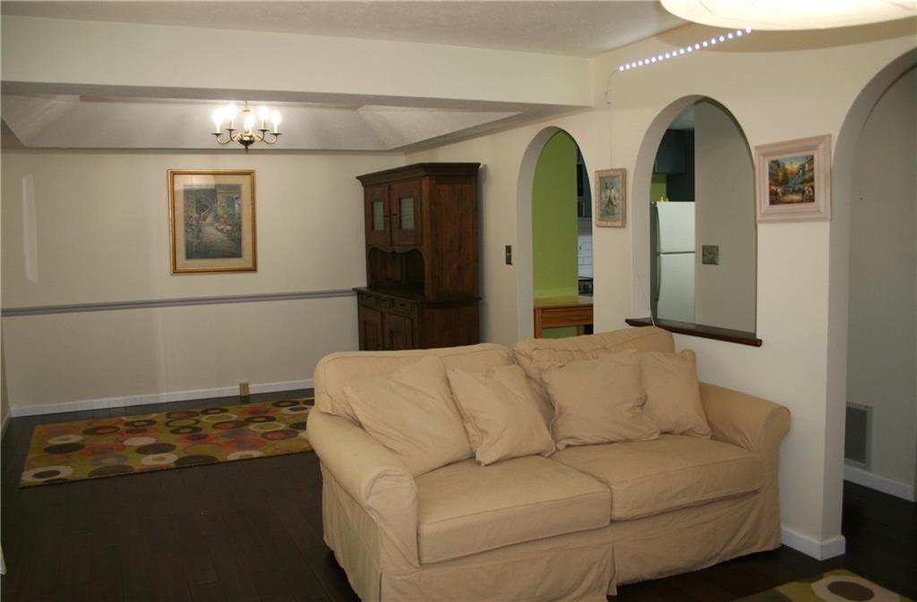 178 Old English Road Pittsburgh, PA 15237 - Photo 5 of 29