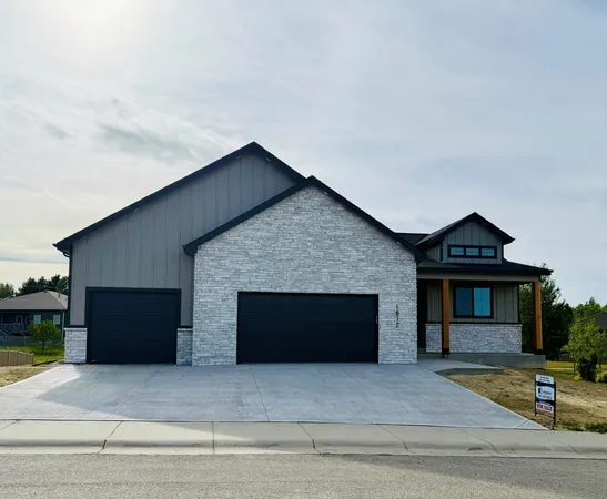 $877,975 | 1072 Cornwall Street, Casper, WY 82609
