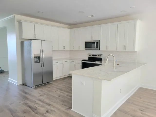 $2,350 | 230 Kirkland Street, Goose Creek, SC 29445