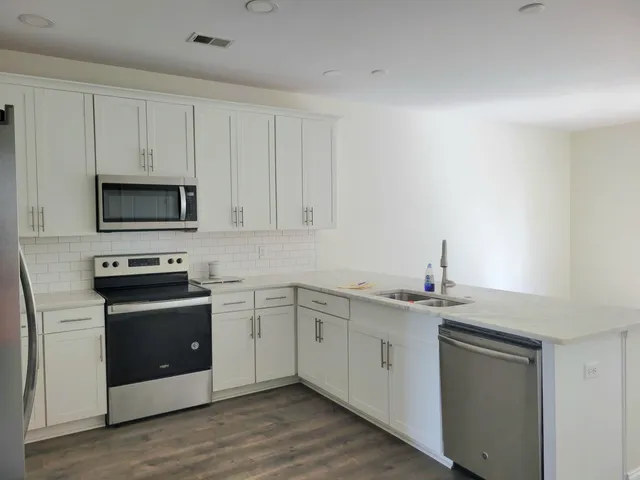 $2,350 | 230 Kirkland Street, Goose Creek, SC 29445