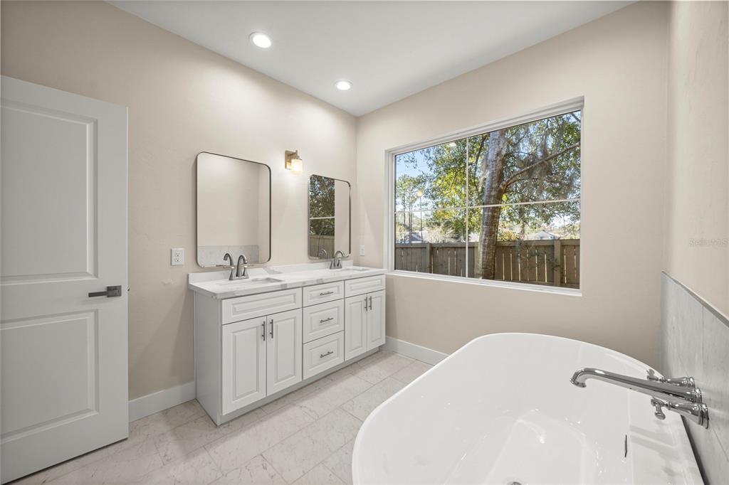 1044 Southwest 120th Drive Gainesville, FL 32607 - Photo 26 of 45