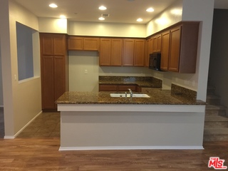 3237 North Ventura Road Oxnard, CA 93036 - Photo 7 of 22