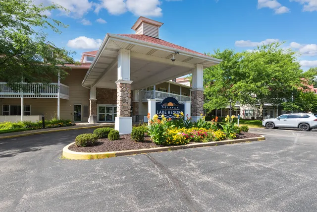 $199,900 | 1505 South Shore Drive, Unit 301, Delavan, WI 53115