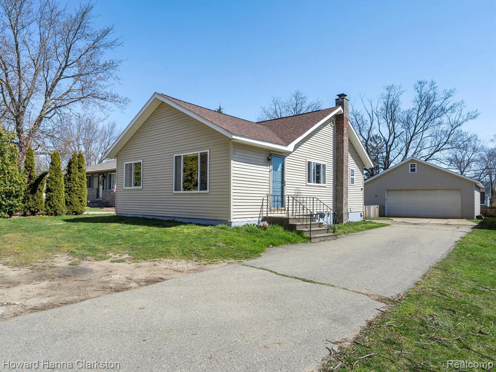3087 South Adams Road Rochester Hills, MI 48309 - Photo 1 of 32