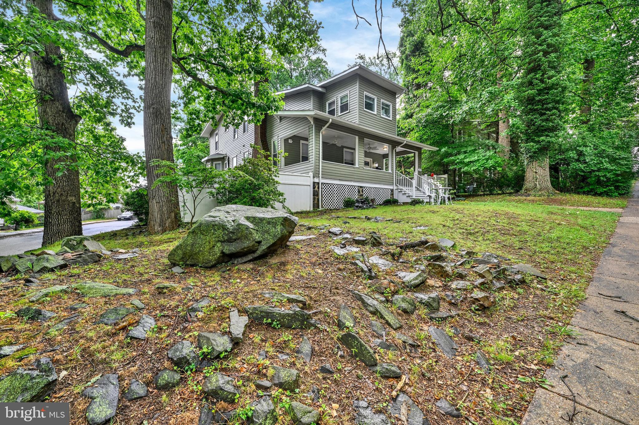 2807 Lawina Road Baltimore, MD 21216 - Photo 2 of 40