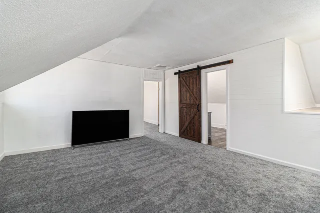 $290,000 | 601 North Rath Avenue, Ludington, MI 49431