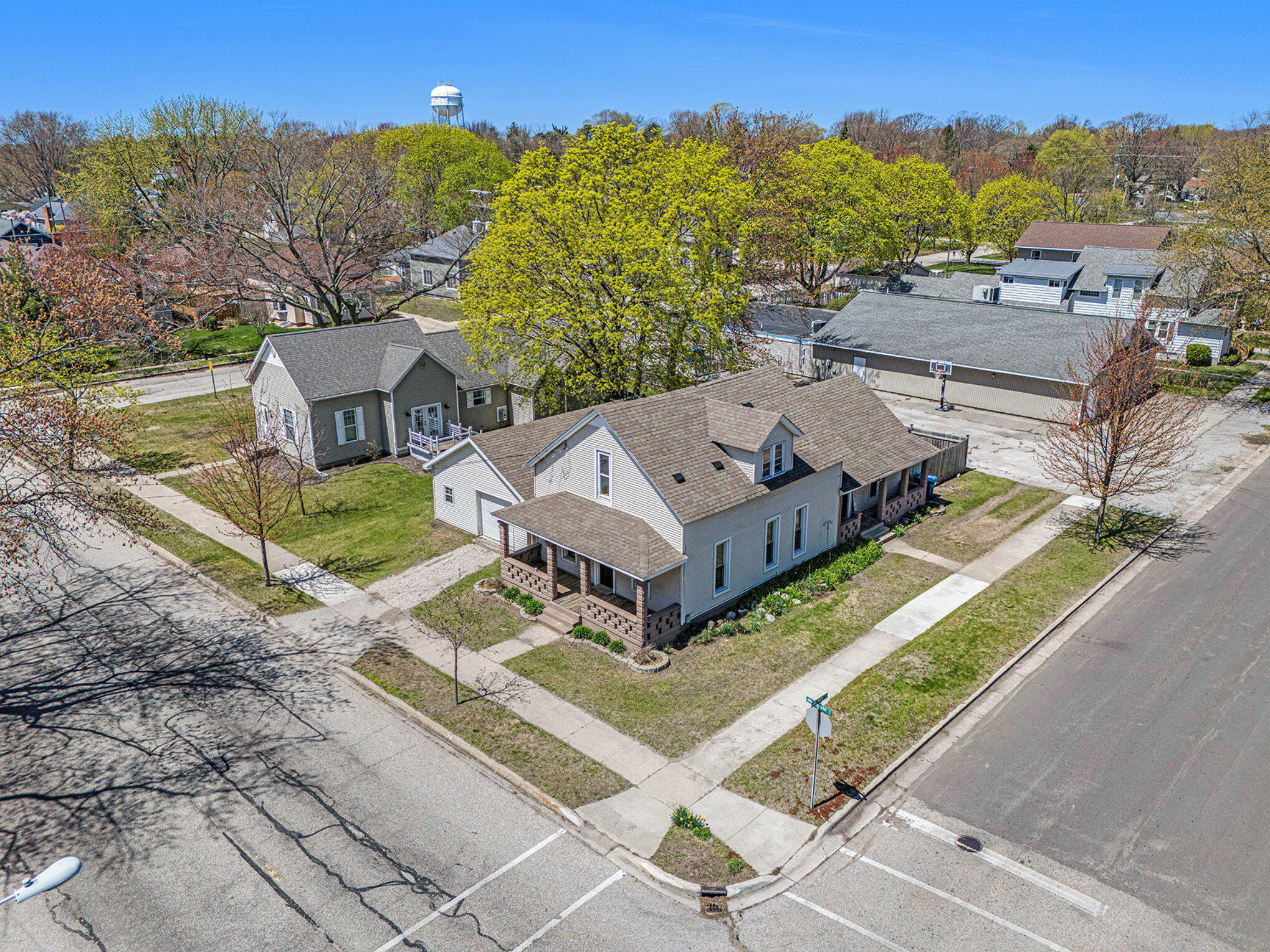 601 North Rath Avenue Ludington, MI 49431 - Photo 36 of 38 031_file_82