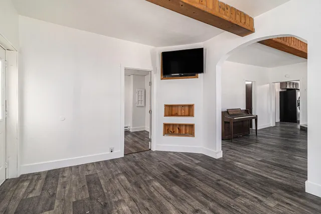 $290,000 | 601 North Rath Avenue, Ludington, MI 49431