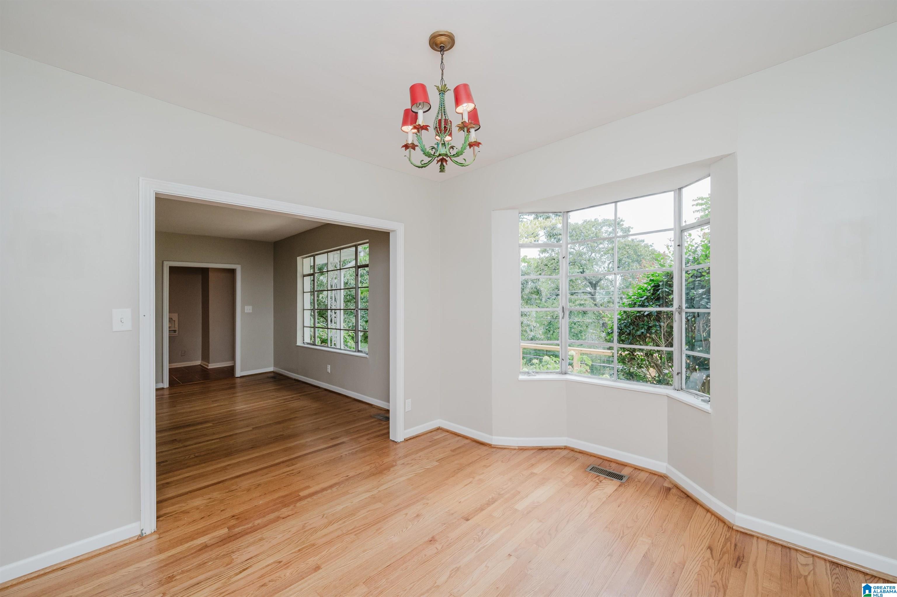 1615 Ridge Road Birmingham, AL 35209 - Photo 7 of 26