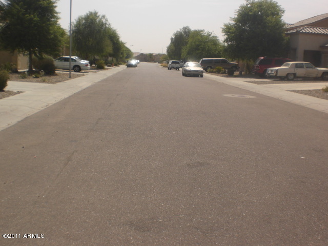 5231 West Maldonado Road Laveen, AZ 85339 - Photo 2 of 12 STREET SCENE