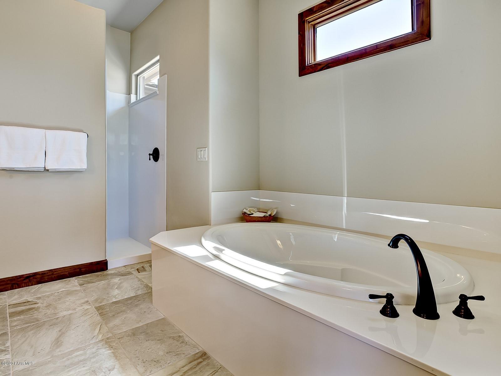 9570 North American Ranch Road Prescott, AZ 86305 - Photo 21 of 51 020_Master Bathroom