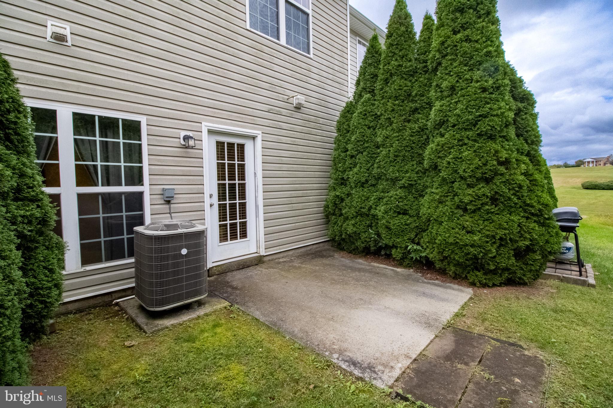 73 Ran Rue Drive Martinsburg, WV 25403 - Photo 39 of 43 Nice concrete patio