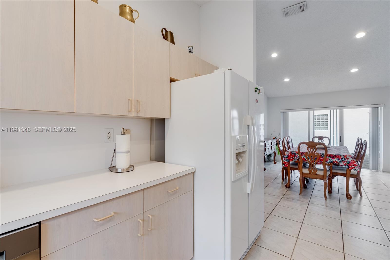 15351 Southwest 36th Street Miami, FL 33185 - Photo 11 of 26
