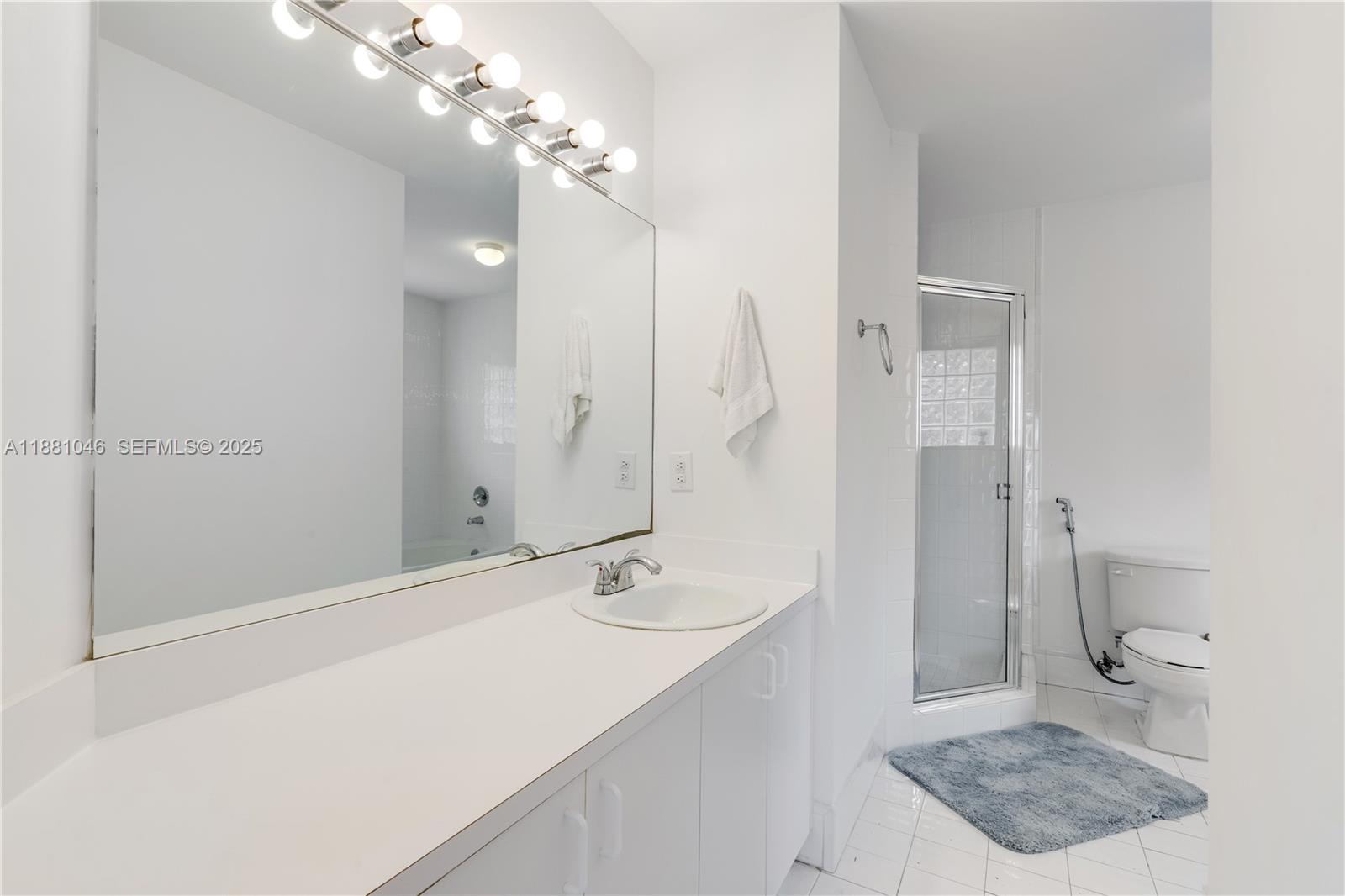 15351 Southwest 36th Street Miami, FL 33185 - Photo 16 of 26