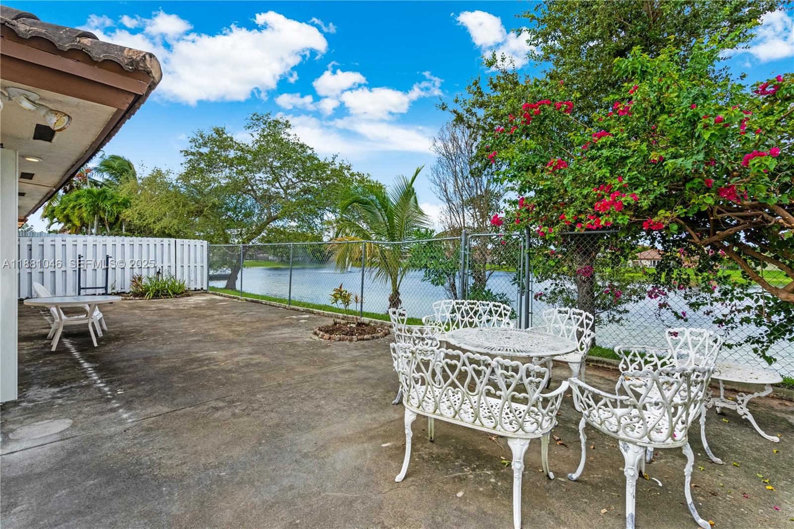 15351 Southwest 36th Street Miami, FL 33185 - Photo 23 of 26