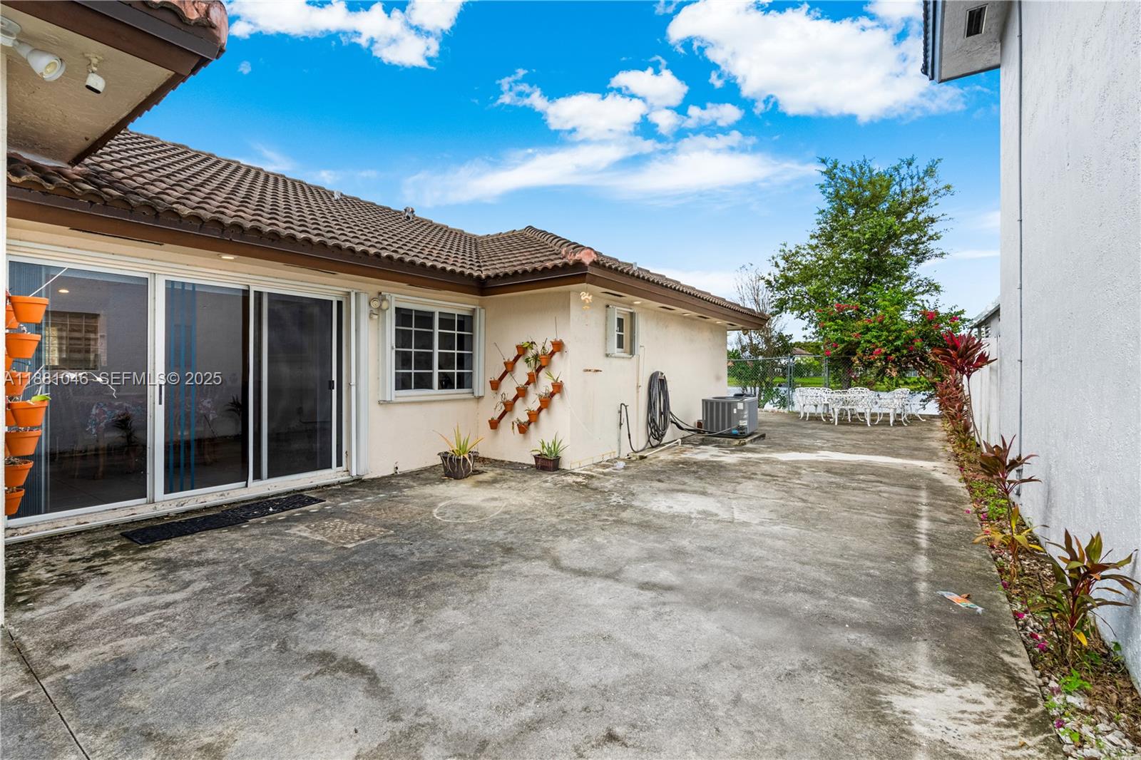 15351 Southwest 36th Street Miami, FL 33185 - Photo 25 of 26