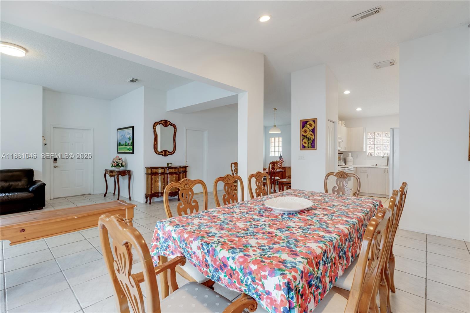 15351 Southwest 36th Street Miami, FL 33185 - Photo 9 of 26
