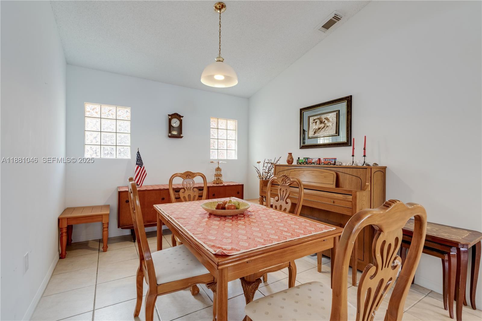 15351 Southwest 36th Street Miami, FL 33185 - Photo 10 of 26