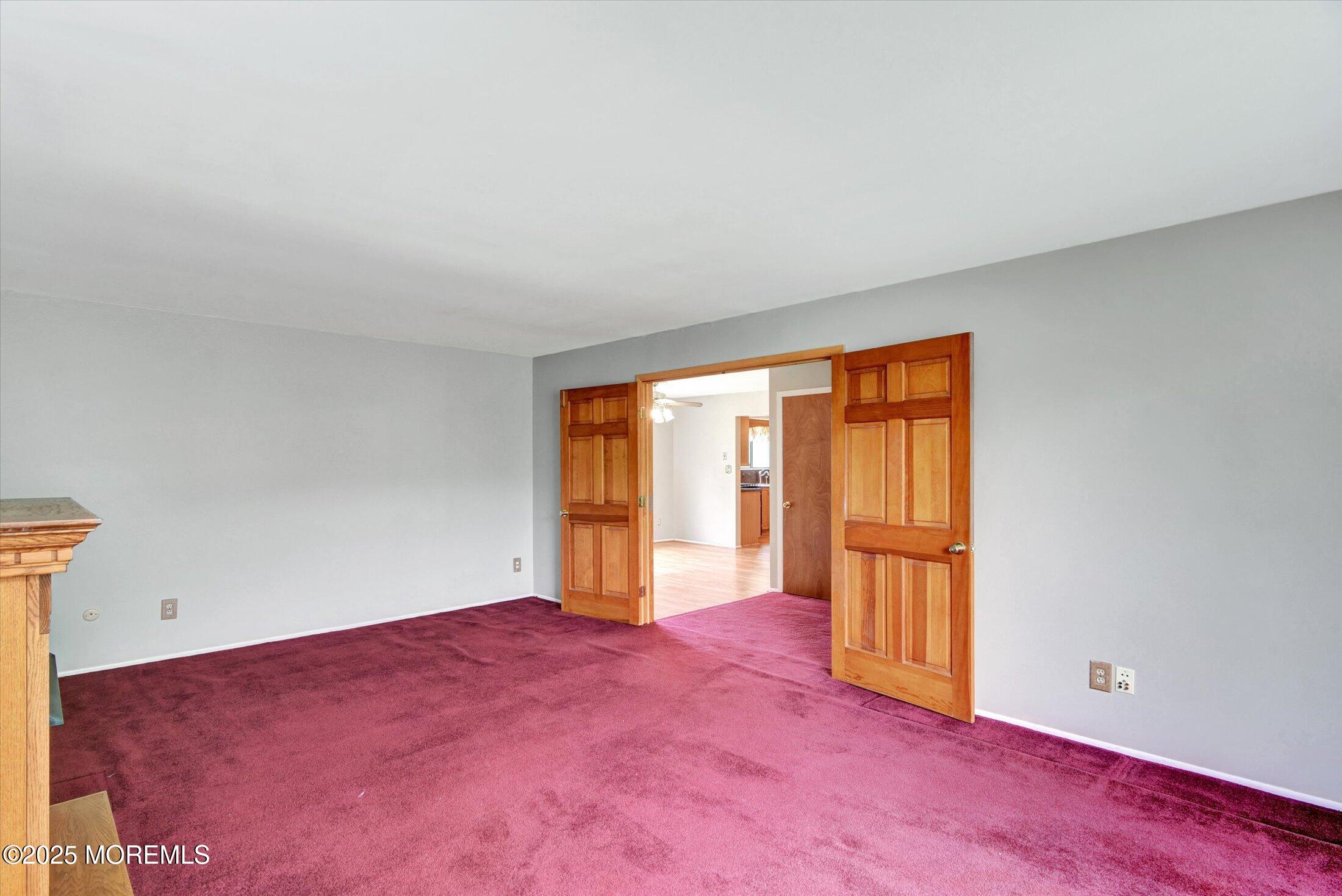 19 Northwoods Road Asbury Park, NJ 07712 - Photo 12 of 79 12-Living Room