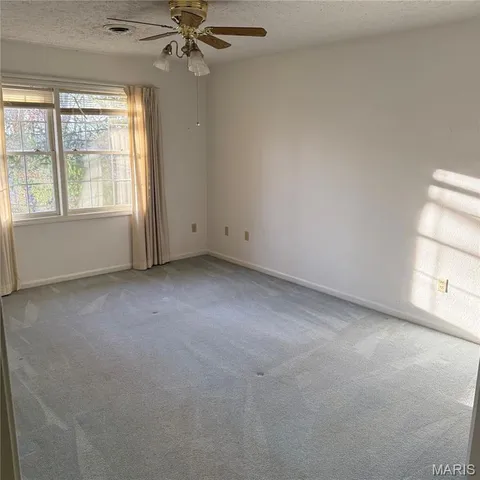 $325,000 | 17145 Lemming Lane, St. Robert, MO 65584