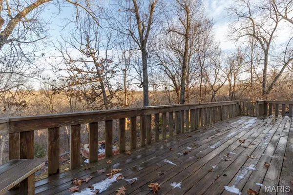 $325,000 | 17145 Lemming Lane, St. Robert, MO 65584