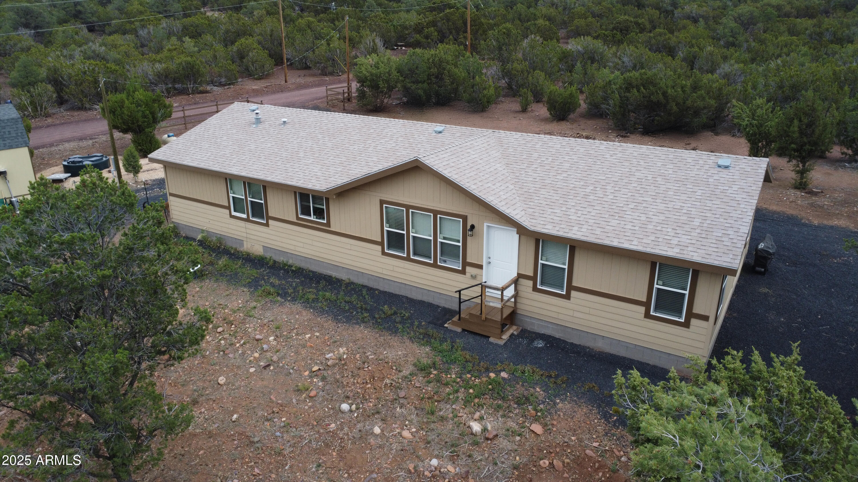 65 Co Road Show Low, AZ 85901 - Photo 23 of 38 an aerial view of a house with a yard balcony