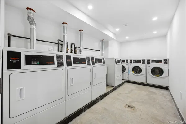 $460,000 | 163-07 72nd Avenue, Unit 4D | Pomonok