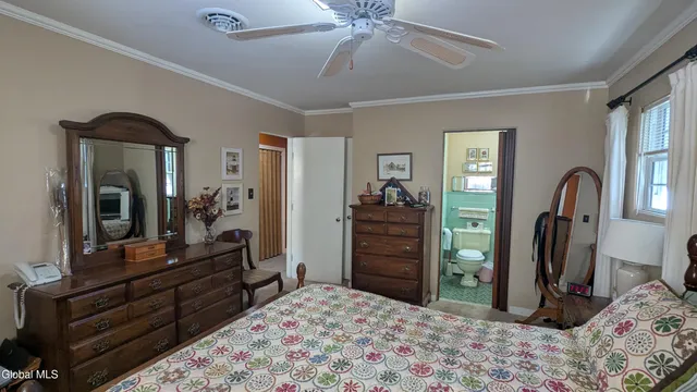 $295,000 | 18 1/2 South Park Drive, Gloversville, NY 12078