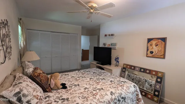 $295,000 | 18 1/2 South Park Drive, Gloversville, NY 12078